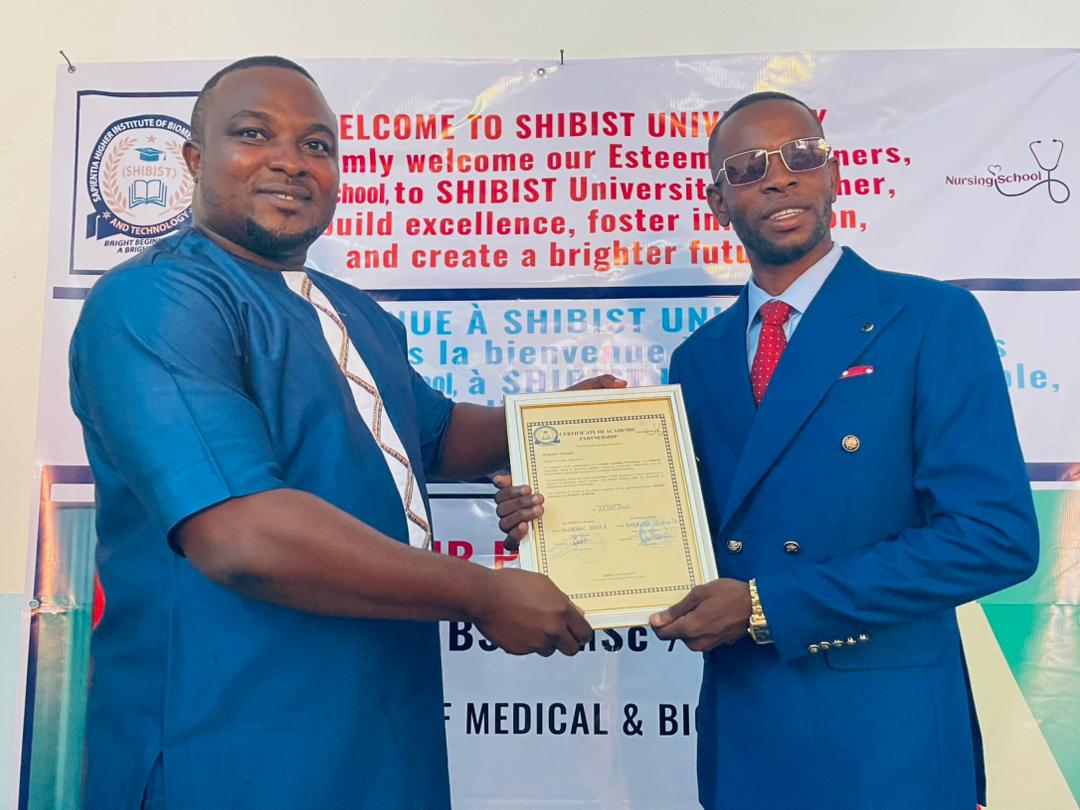 Award ceremony at SHIBIST