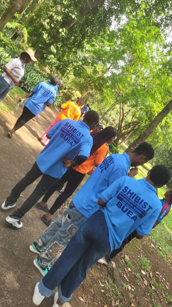 SHIBIST students in the field